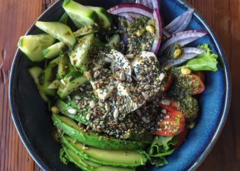 Recipe Yogabowl veggies green bowl with avocado nutrition